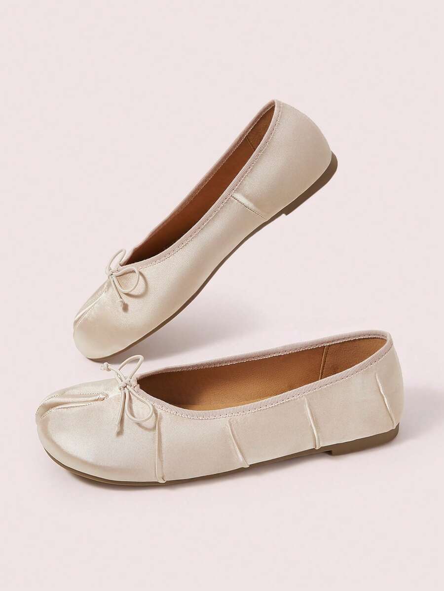 CUCCOO DOLLMOD Women's Champagne Satin Pleated Round Toe Split Toe Flats Classic Vintage Japanese Casual Cute Vacation Commute Shoes - Image 6