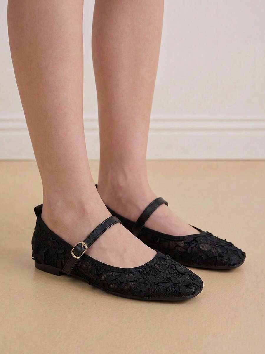 2025 Autumn Women's Round Toe Mesh Ballet Flats, Embroidered Floral & Pearl Decor Design, Elegant Minimalist Breathable Retro Mary Jane Slip-On Style - Image 31