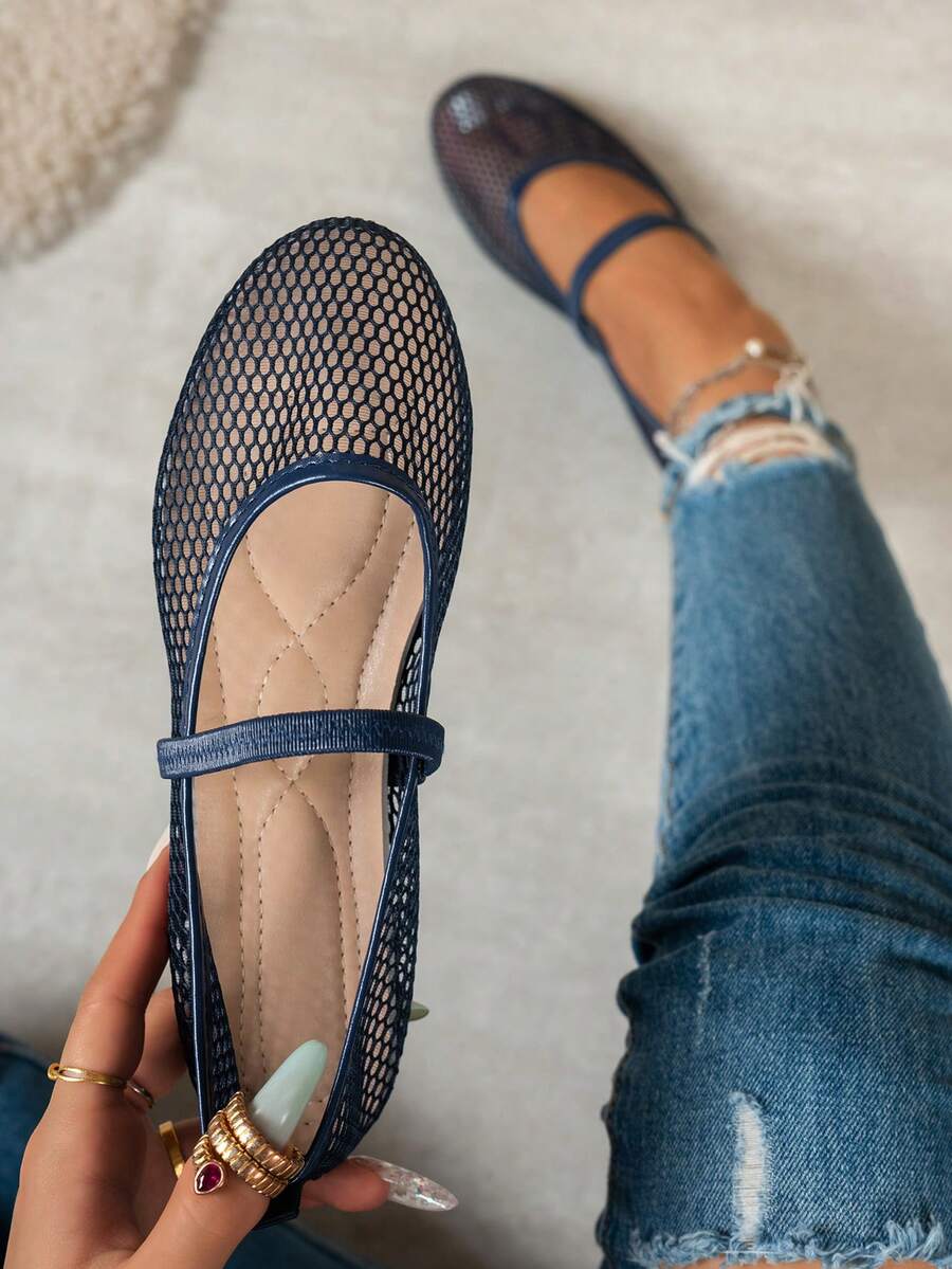 Nöista A Pair Of Fashionable Brown Flat Mesh Ballet Shoes, Featuring Breathable Mesh Design And Delicate Lace-Up Details, Creating A Modern Feminine Look. - Image 31